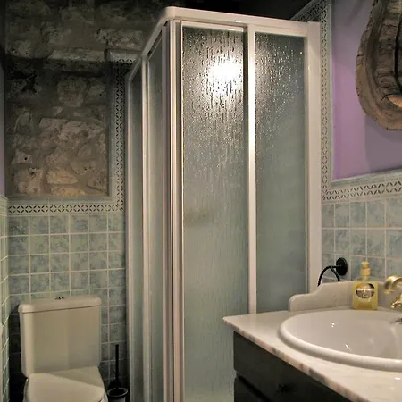 Casa Rural La Pedriza Uruenas